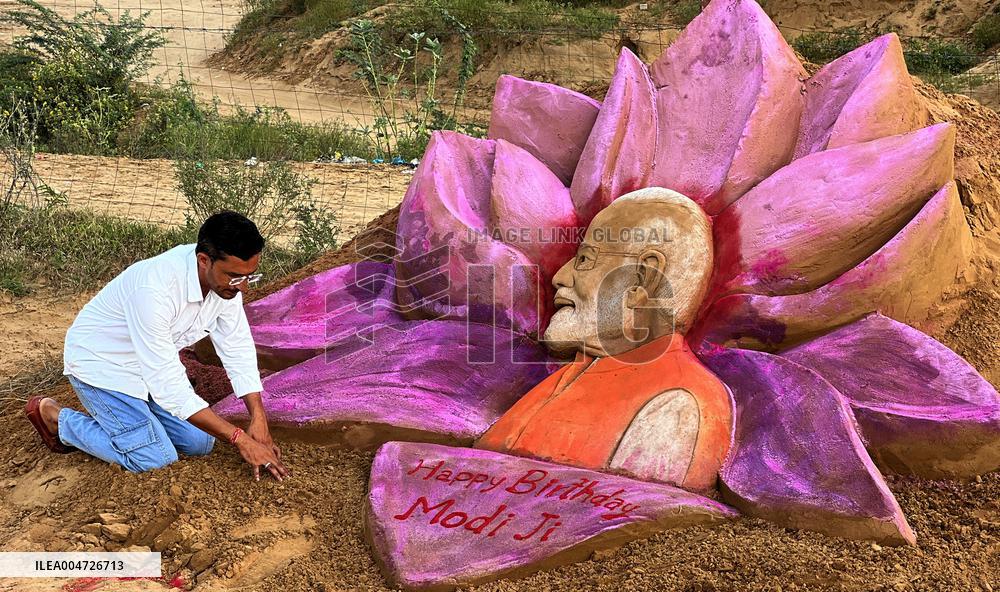 Sand Artist Creates Sand Art To Celebrate Prime Minister's 75th Birthday - India