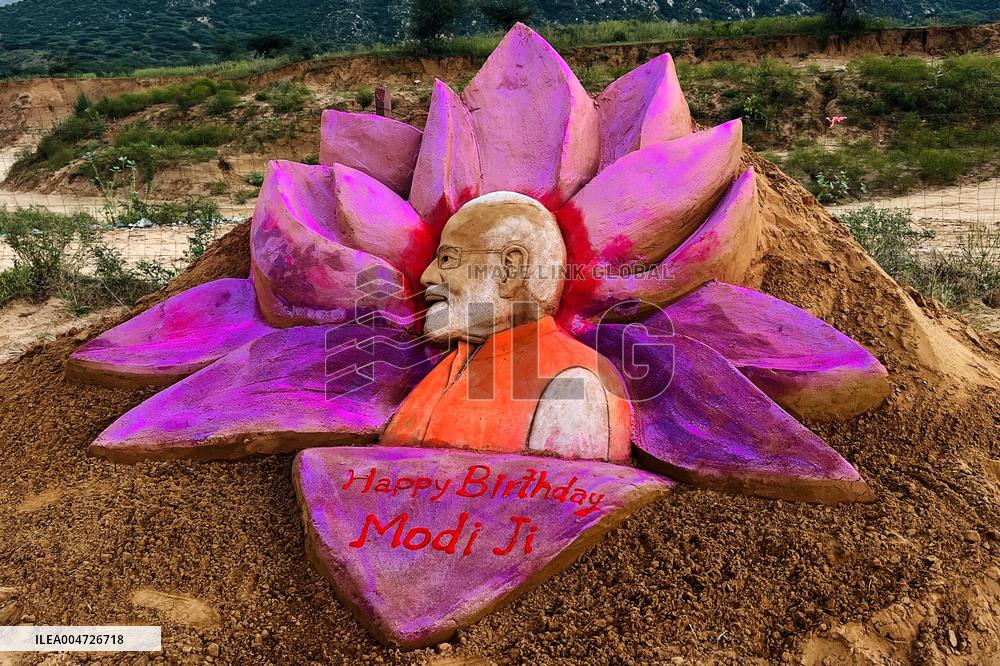 Sand Artist Creates Sand Art To Celebrate Prime Minister's 75th Birthday - India