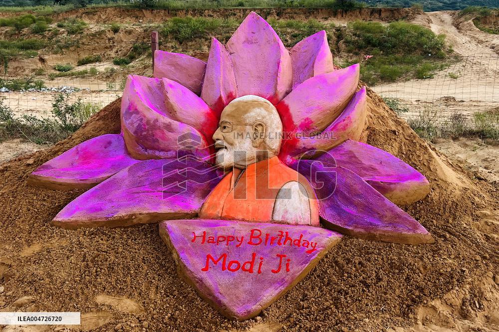 Sand Artist Creates Sand Art To Celebrate Prime Minister's 75th Birthday - India