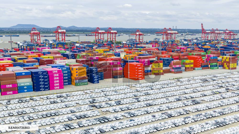 Nanjing Longtan Port Container Terminal Export