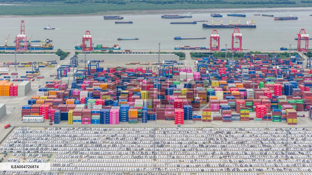 Nanjing Longtan Port Container Terminal Export