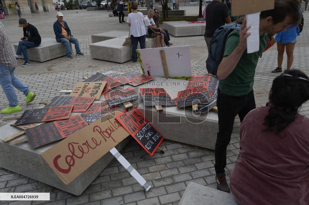 Demonstration Against France's National Budget - Bayonne