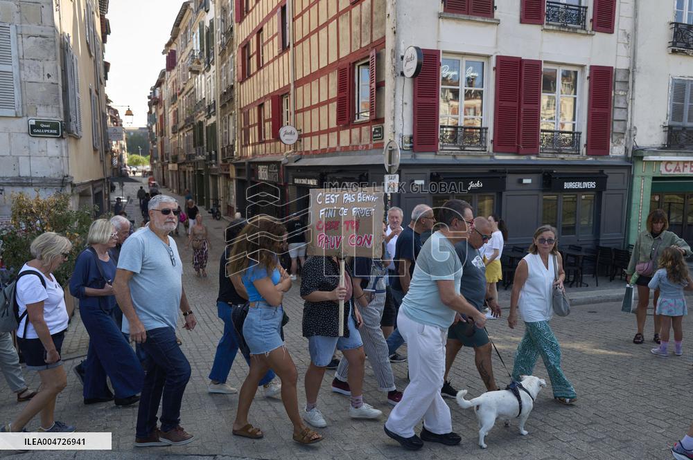 Demonstration Against France's National Budget - Bayonne