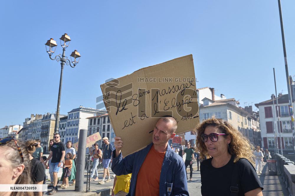 Demonstration Against France's National Budget - Bayonne