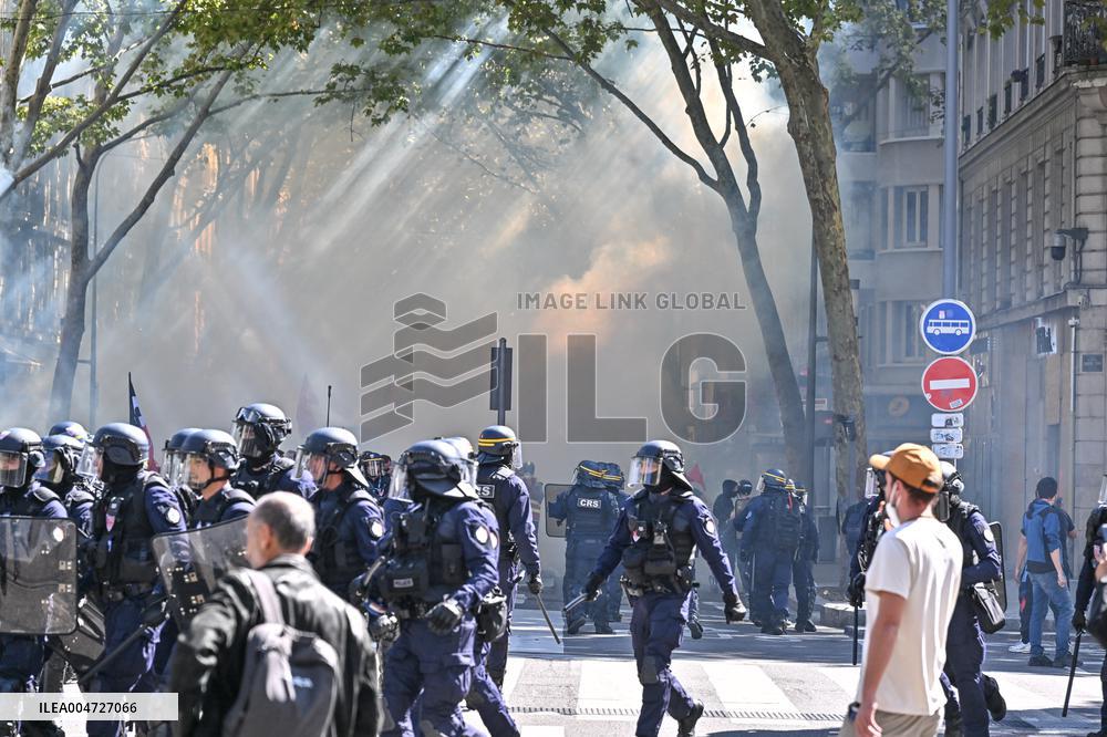 Nationwide Strikes Over Budget - Lyon