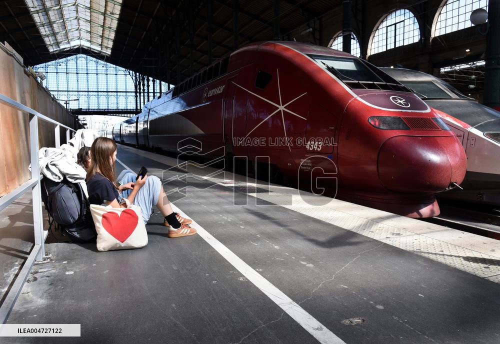 Transport Strike At Gare Du Nord Railway Station - Paris