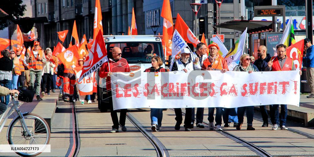 Nationwide Strikes Over Budget - Le Mans