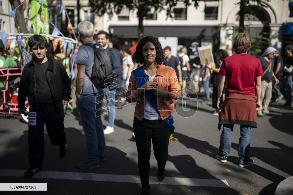 Nationwide Strikes Over Budget - Paris