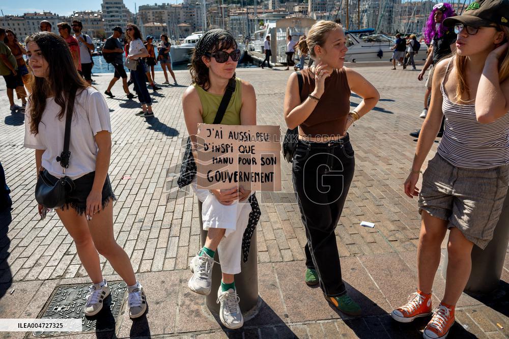 Nationwide Strikes Over Budget - Marseille