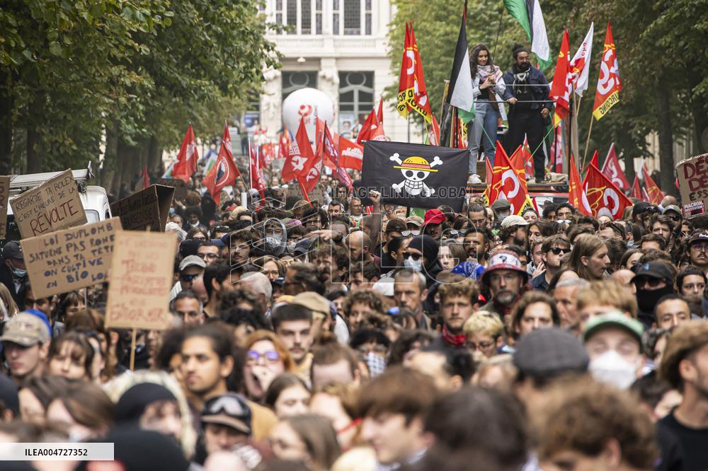 Nationwide Strikes Over Budget - Lille
