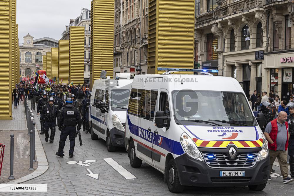 Nationwide Strikes Over Budget - Lille
