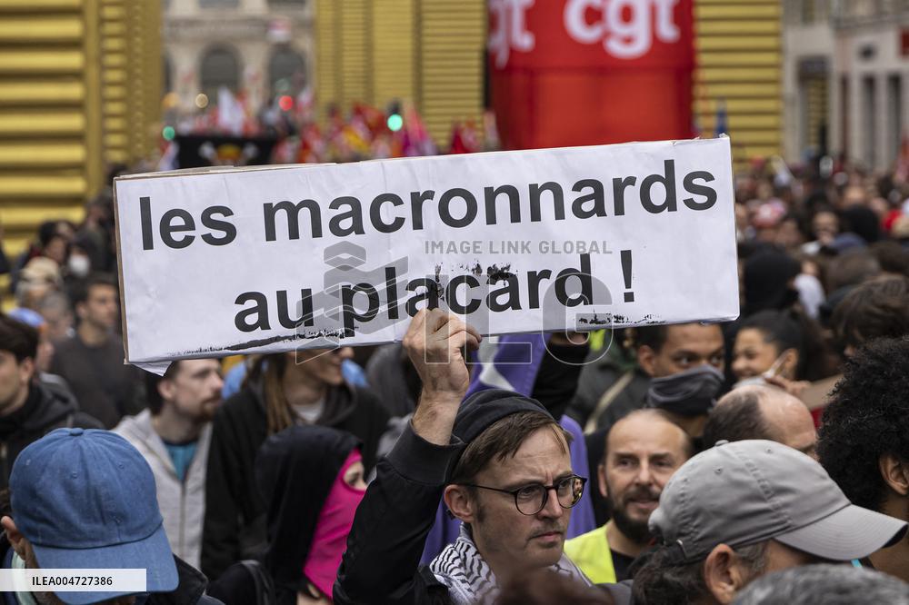 Nationwide Strikes Over Budget - Lille