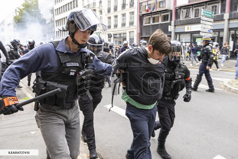 Nationwide Strikes Over Budget - Lille