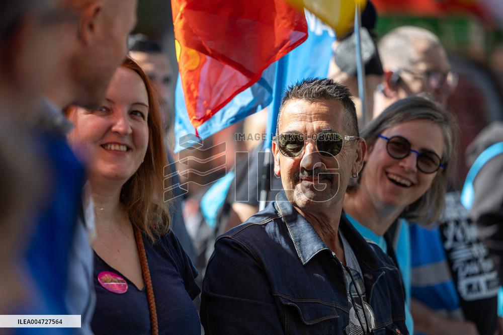 Nationwide Strikes Over Budget - Paris AJ