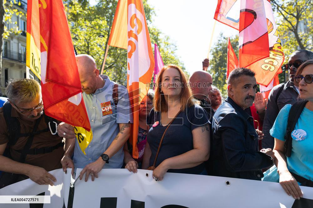 Nationwide Strikes Over Budget - Paris AJ