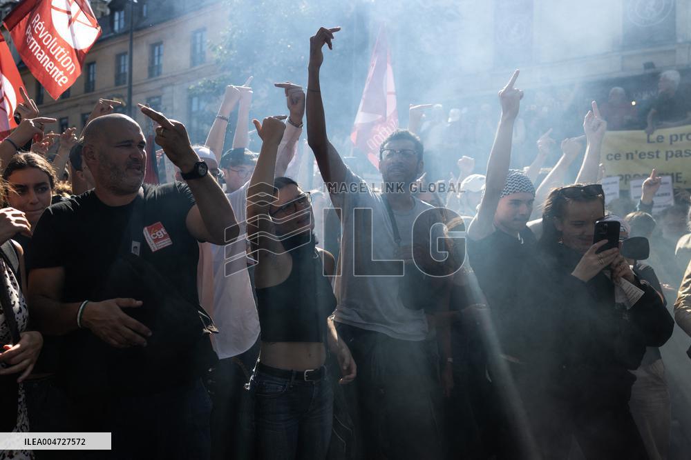 Nationwide Strikes Over Budget - Paris AJ