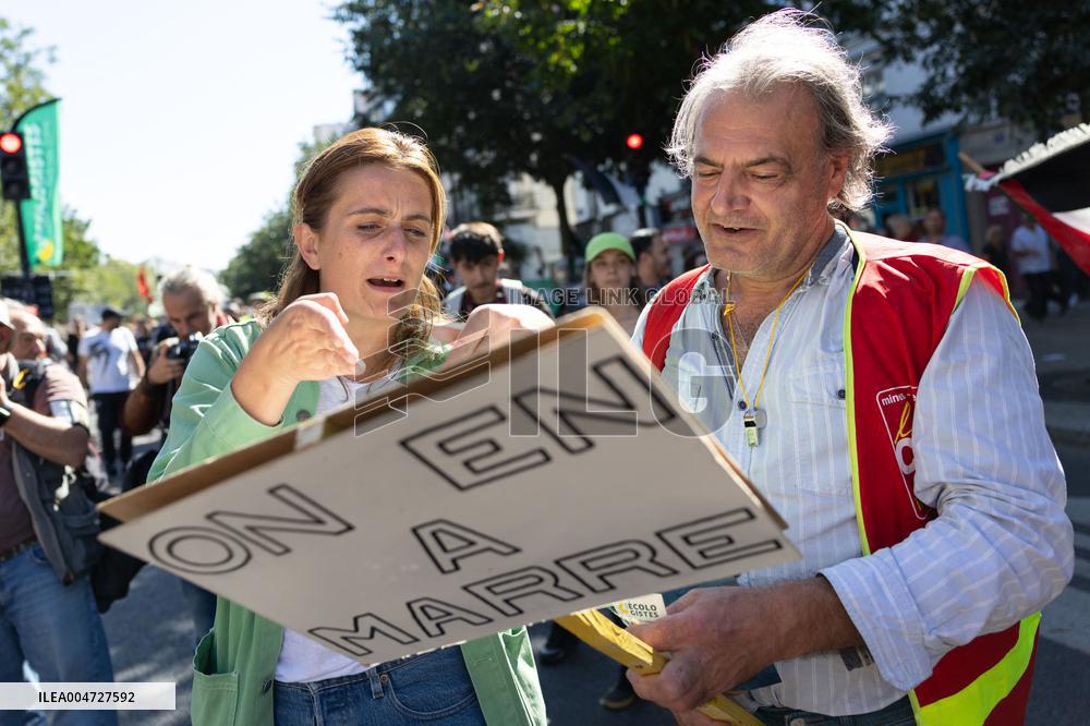 Nationwide Strikes Over Budget - Paris AJ