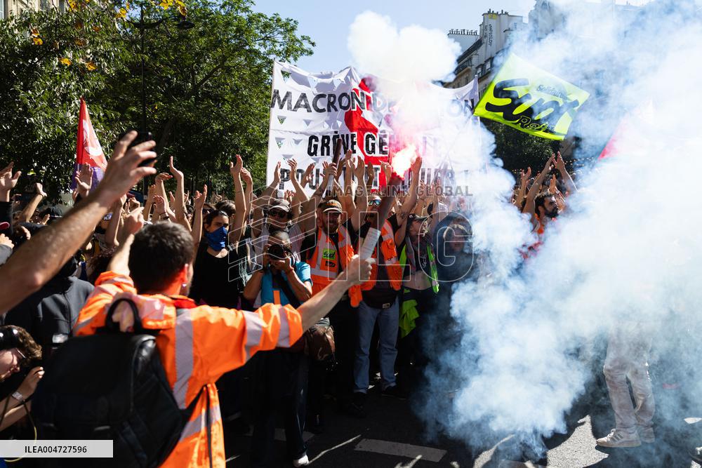 Nationwide Strikes Over Budget - Paris AJ