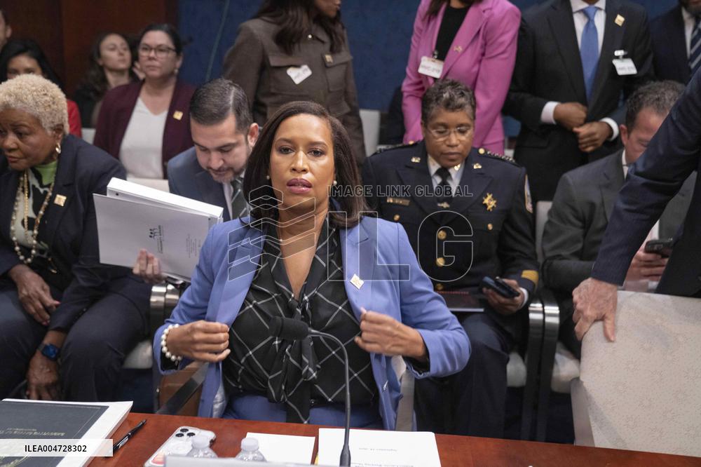 Bowser and Mendelson testify on “Oversight of the District of Columbia”