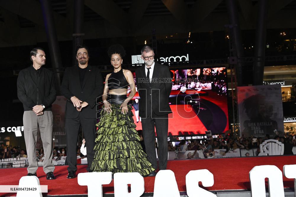 One Battle After Another Premiere - Mexico