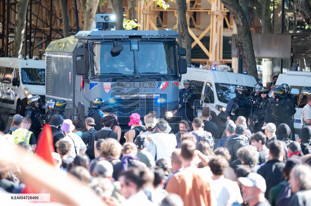 Nationwide Strikes Over Budget - Toulouse