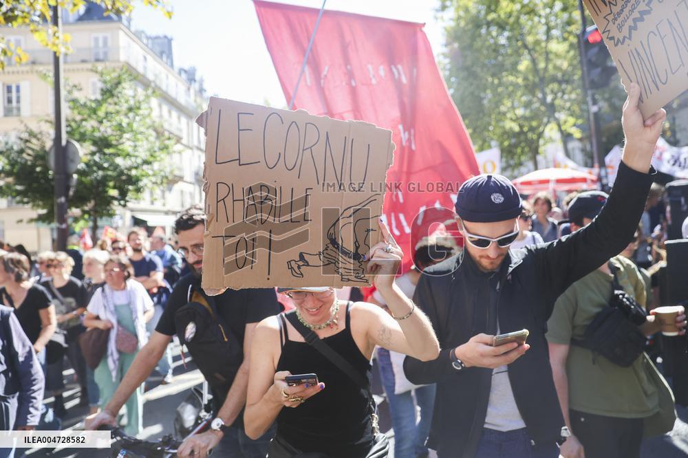 Nationwide Strikes Over Budget - Paris