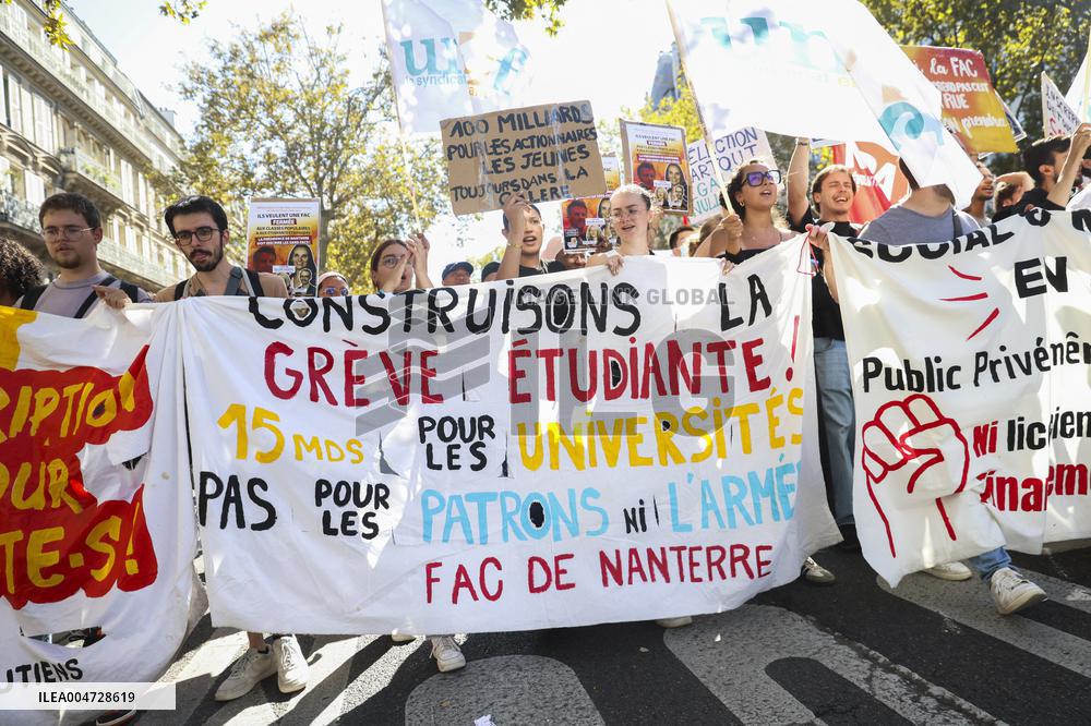 Nationwide Strikes Over Budget - Paris