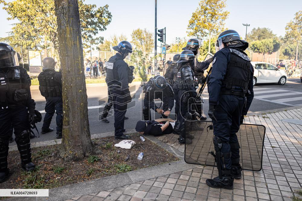 Nationwide Strikes Over Budget - Bordeaux