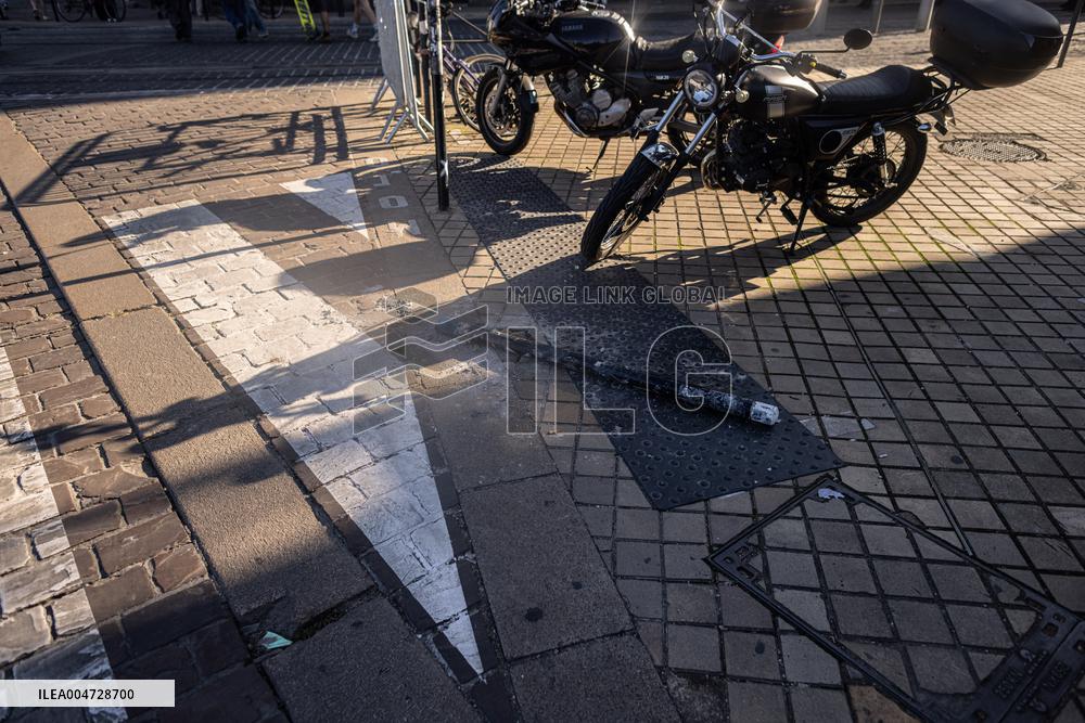 Nationwide Strikes Over Budget - Bordeaux