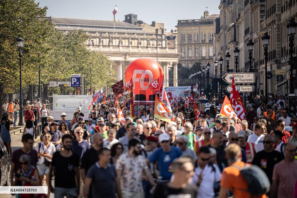 Nationwide Strikes Over Budget - Bordeaux
