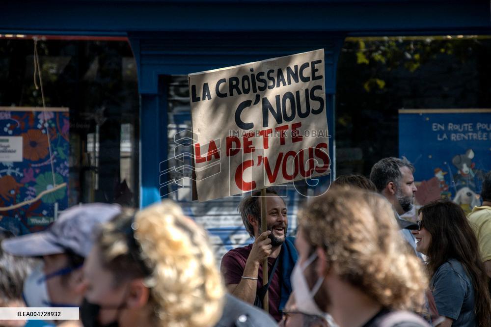 Nationwide Strikes Over Budget - Paris