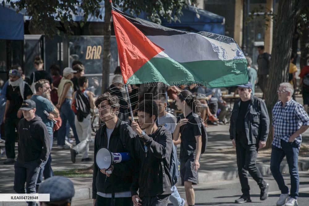 Nationwide Strikes Over Budget - Paris