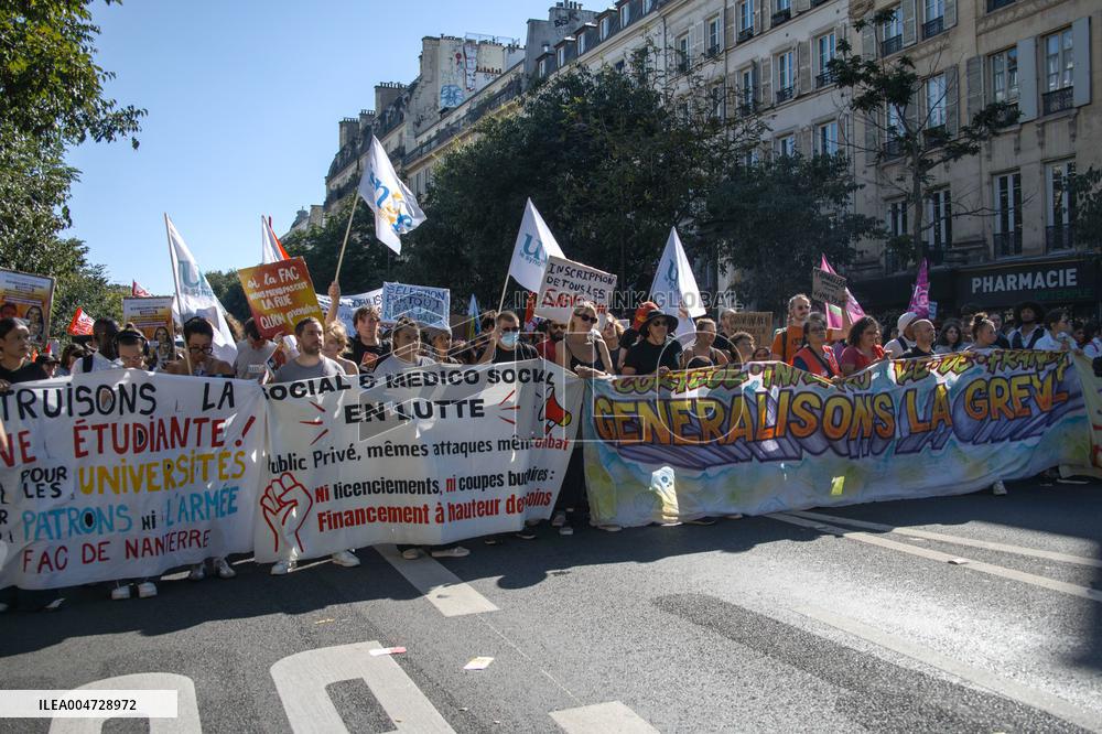 Nationwide Strikes Over Budget - Paris