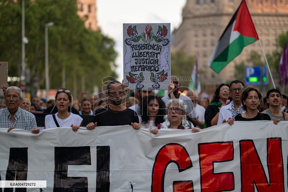 Protest For 1 Year Anniversary Of UN's Demand To End Israeli Illegal Occupation Of Palestine - Barcelona