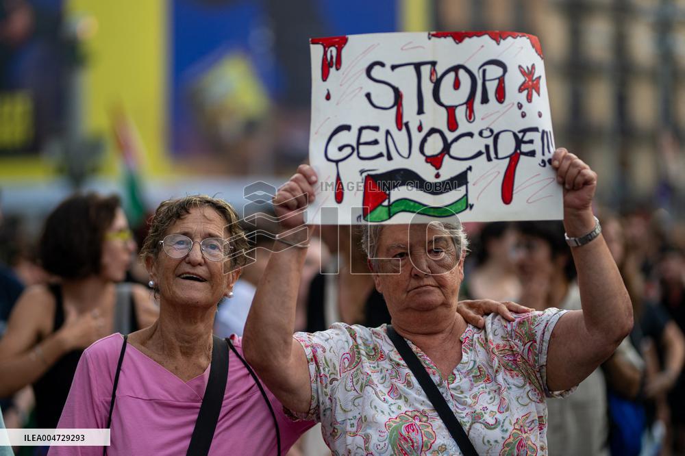 Protest For 1 Year Anniversary Of UN's Demand To End Israeli Illegal Occupation Of Palestine - Barcelona