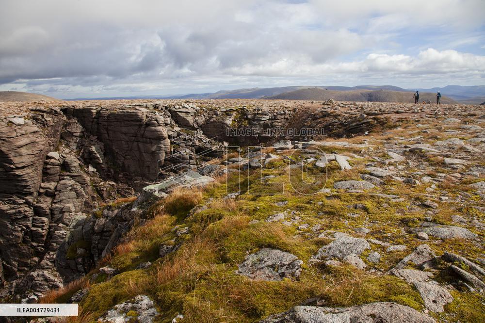 Illustration Scotland Cairngorm Mountain