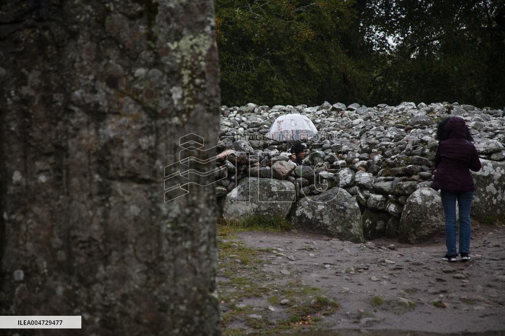 Illustration Scotland Clava Cairns
