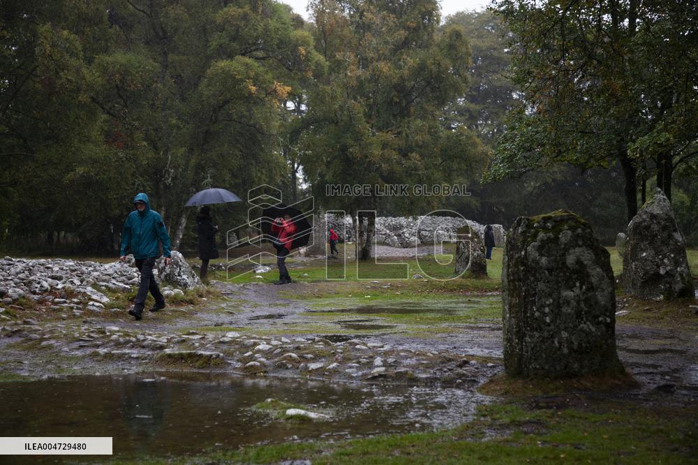 Illustration Scotland Clava Cairns