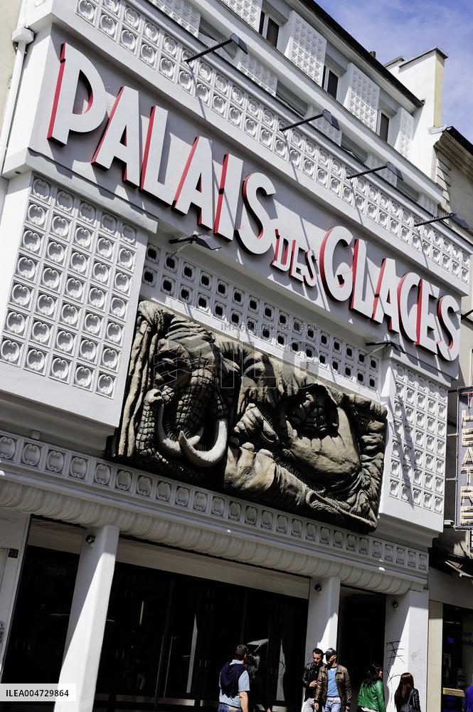 FRANCE, PARIS (75) 10TH ARRONDISSEMENT, PALAIS DES GLACES THEATER