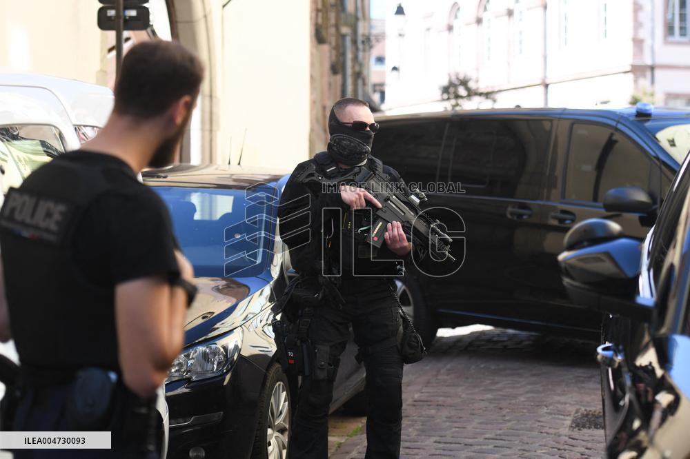 Arrival of Nordhal Lelandais at Courthouse - Colmar