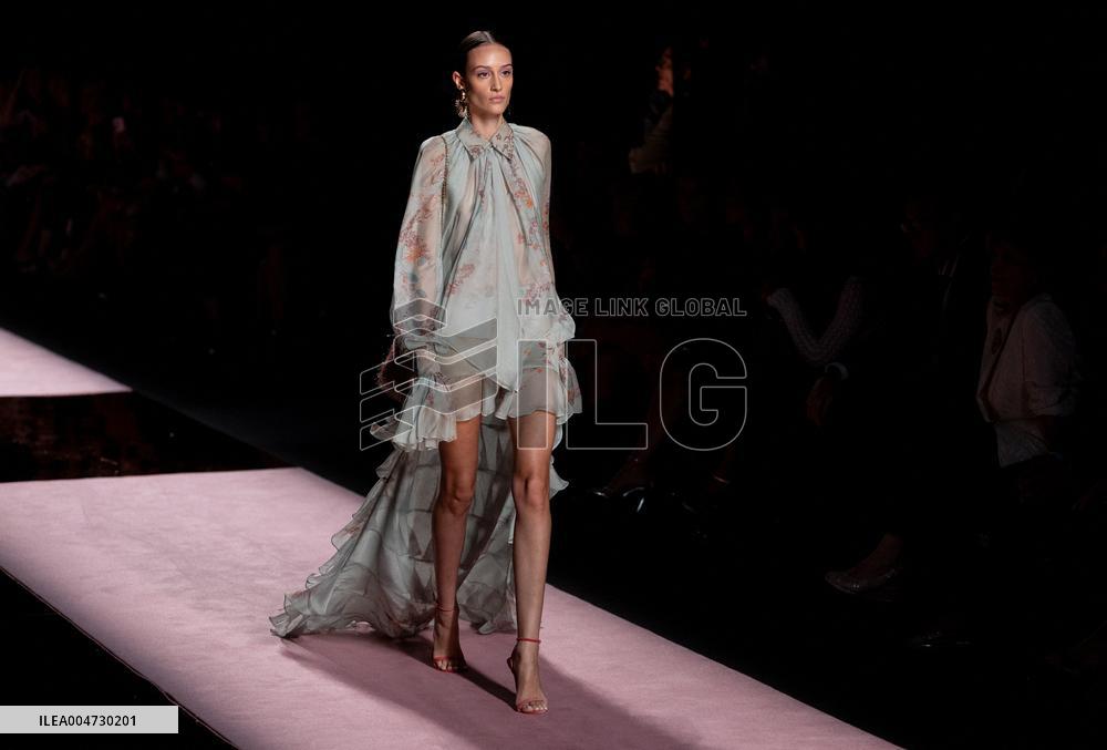 Madrid Fashion Week - Isabel Sanchis Runway