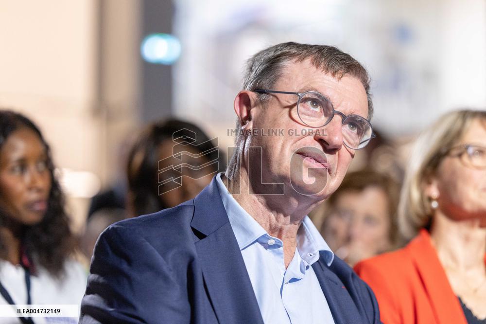 Meeting of Michel Barnier for the Partial Legislative Election - Paris AJ