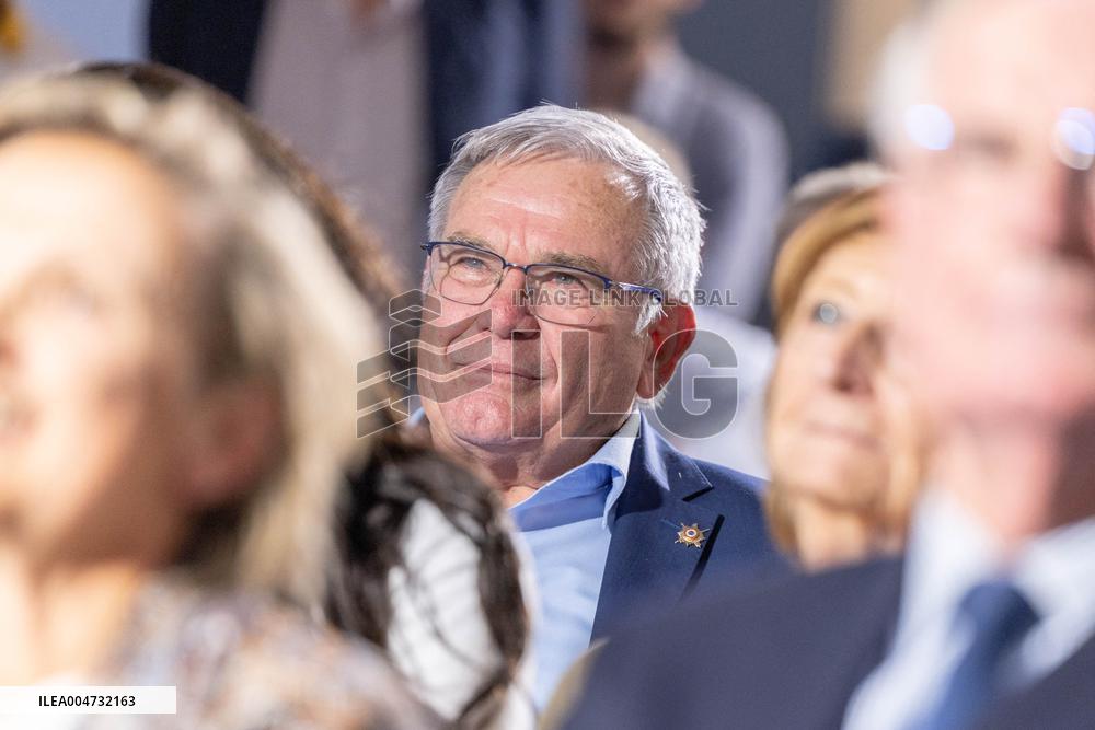 Meeting of Michel Barnier for the Partial Legislative Election - Paris AJ