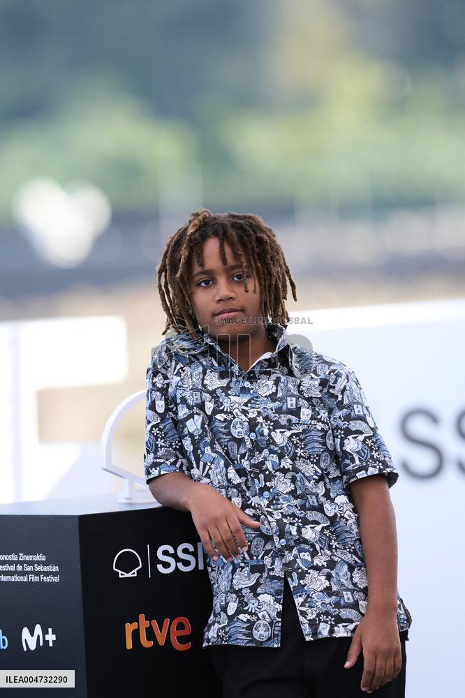 73rd San Sebastian International Film Festival - Six jours ce printemps-la ( Six Days in Spring ) Photocall