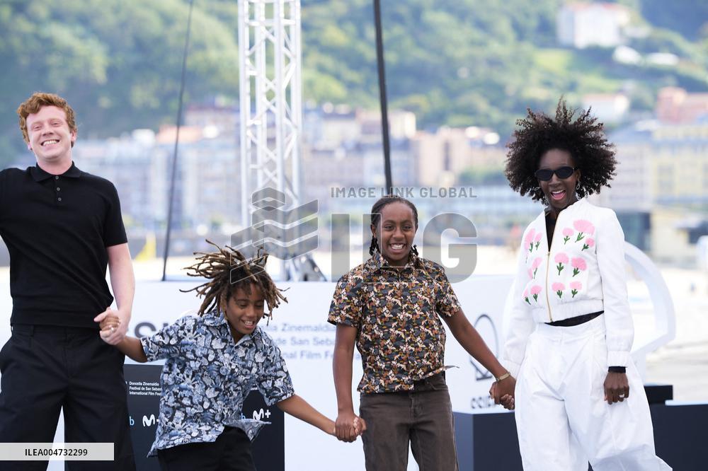 73rd San Sebastian International Film Festival - Six jours ce printemps-la ( Six Days in Spring ) Photocall