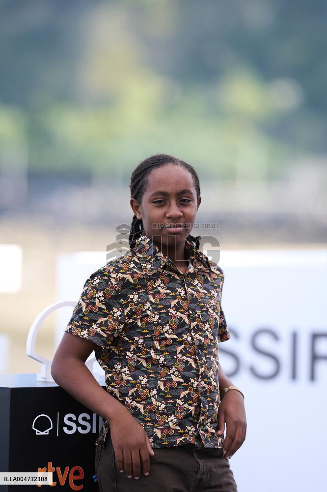 73rd San Sebastian International Film Festival - Six jours ce printemps-la ( Six Days in Spring ) Photocall