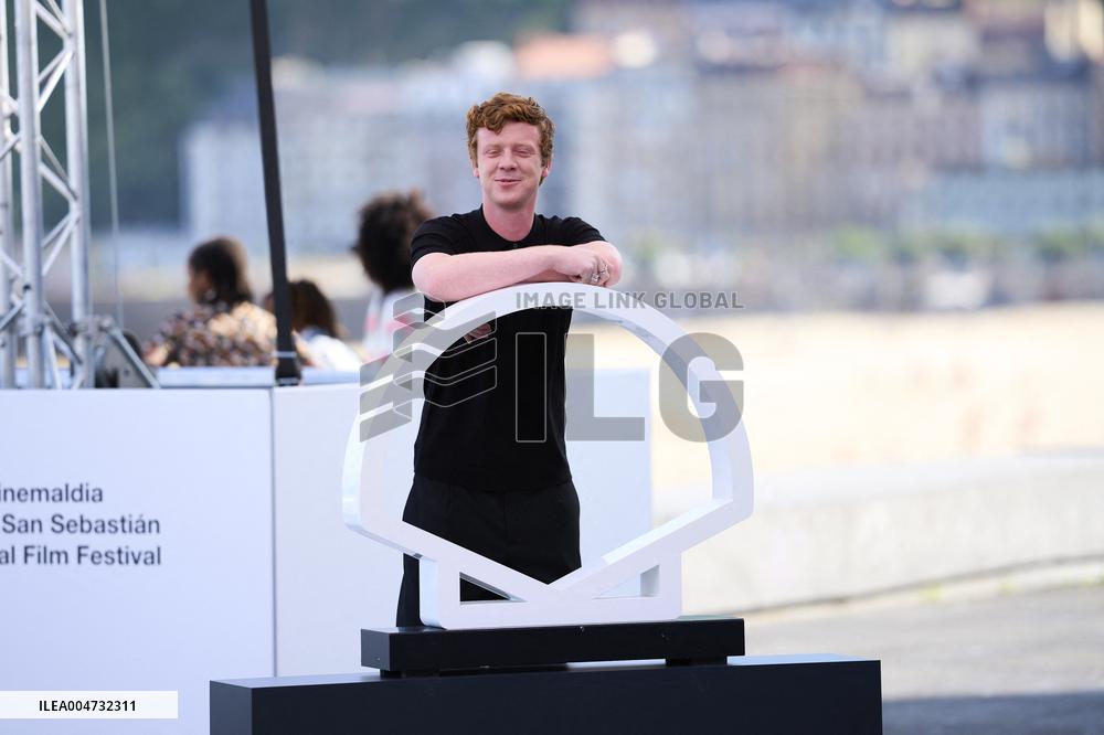 73rd San Sebastian International Film Festival - Six jours ce printemps-la ( Six Days in Spring ) Photocall