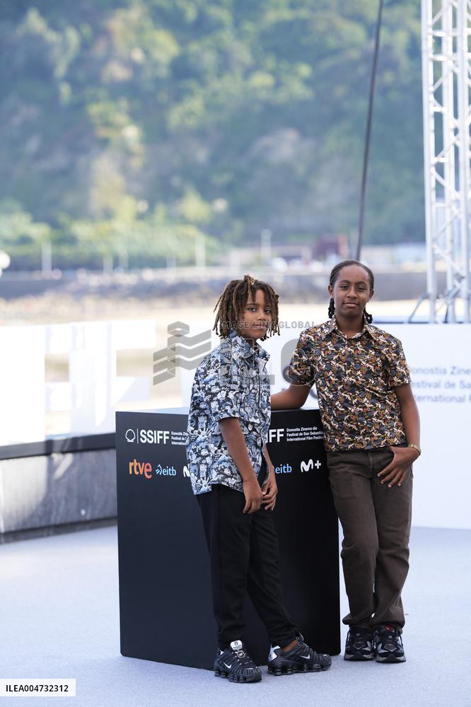 73rd San Sebastian International Film Festival - Six jours ce printemps-la ( Six Days in Spring ) Photocall