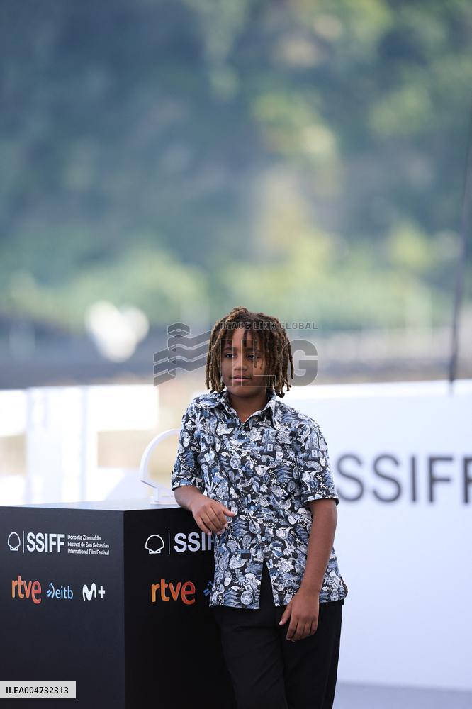 73rd San Sebastian International Film Festival - Six jours ce printemps-la ( Six Days in Spring ) Photocall