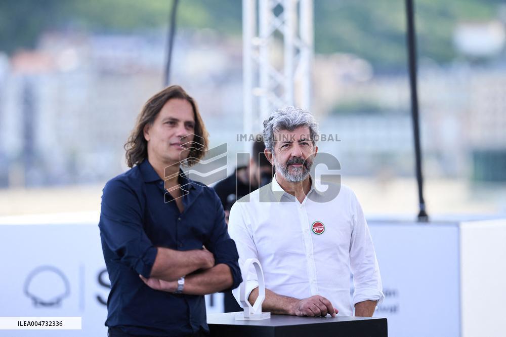 73rd San Sebastian International Film Festival - Los Tigres (The tigers) Photocall